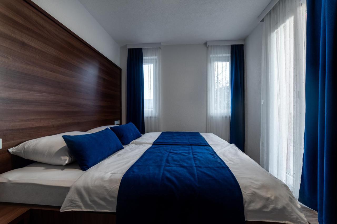 Apartments And Rooms Villa Majestic Bihac Exterior photo